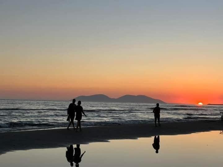 Lovely Place. Close To Beach & Boulevard Vlore Bagian luar foto