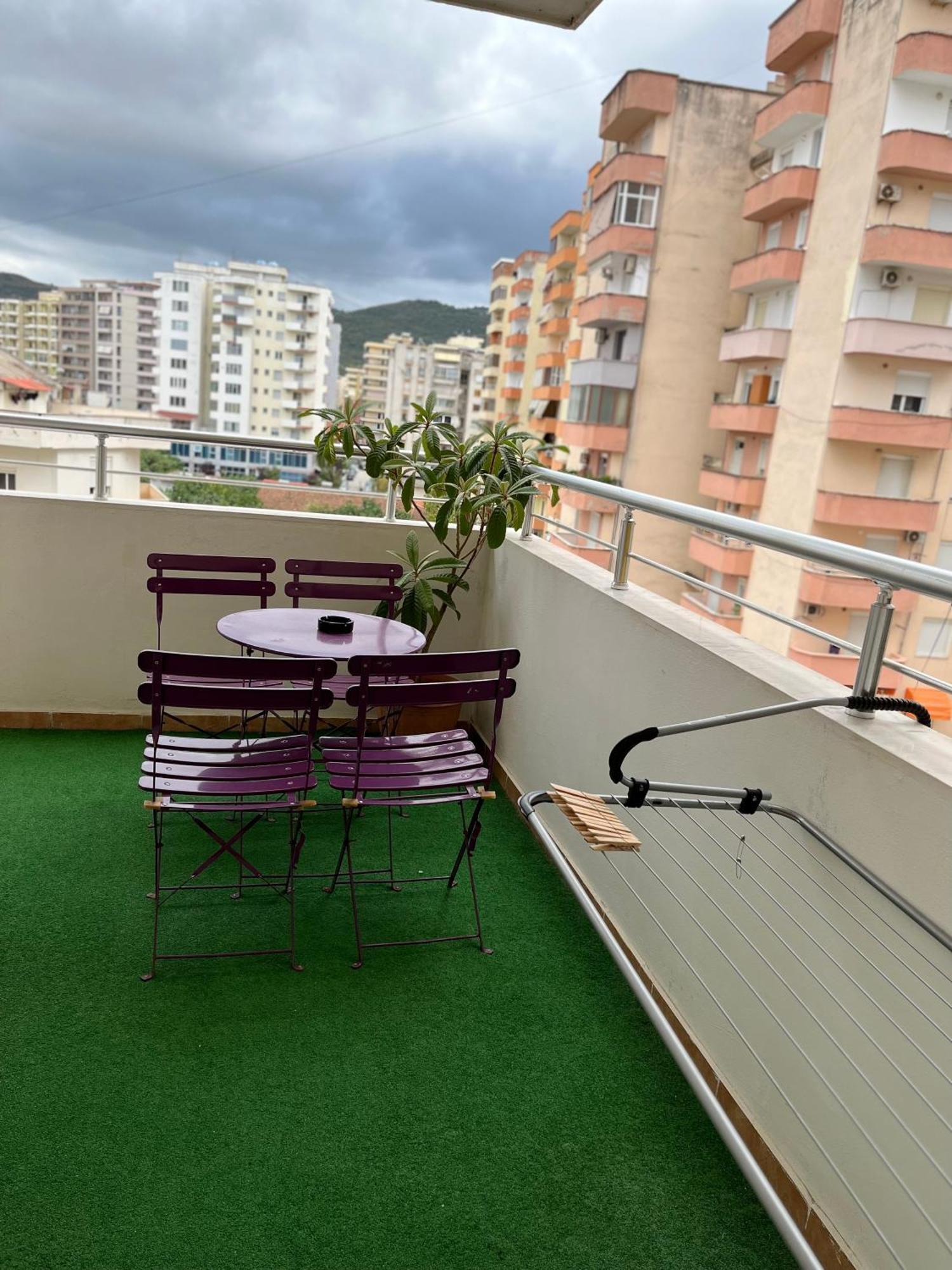 Lovely Place. Close To Beach & Boulevard Vlore Bagian luar foto