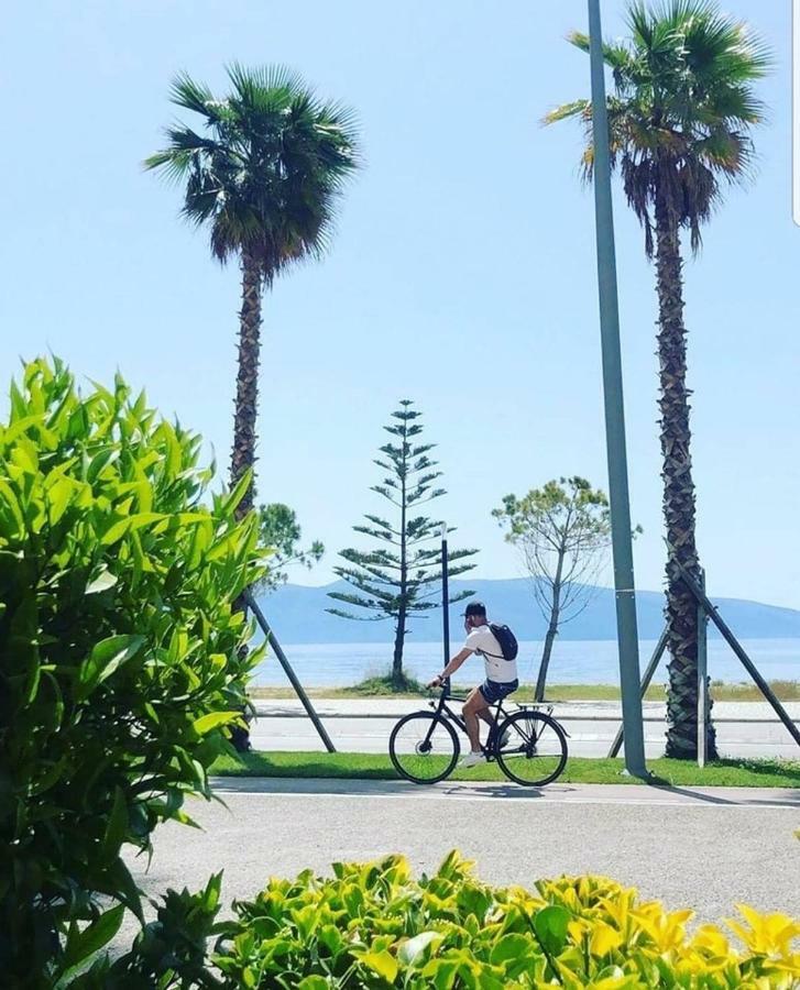 Lovely Place. Close To Beach & Boulevard Vlore Bagian luar foto